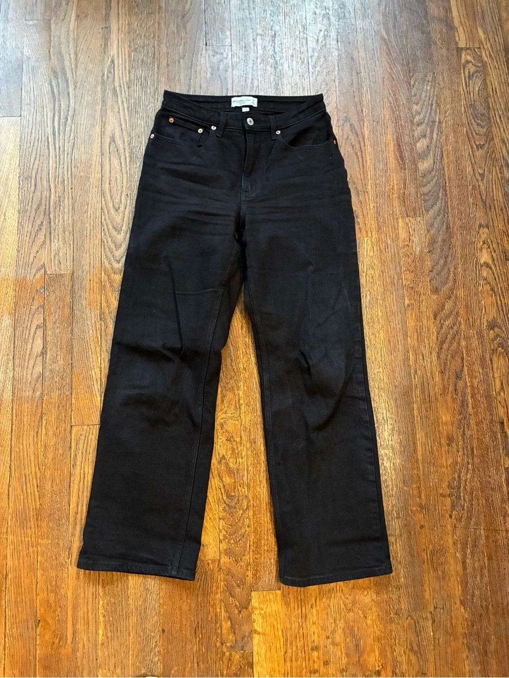 Abercrombie and Fitch Curve Love No Fade Black The 90s Relaxed Fit
